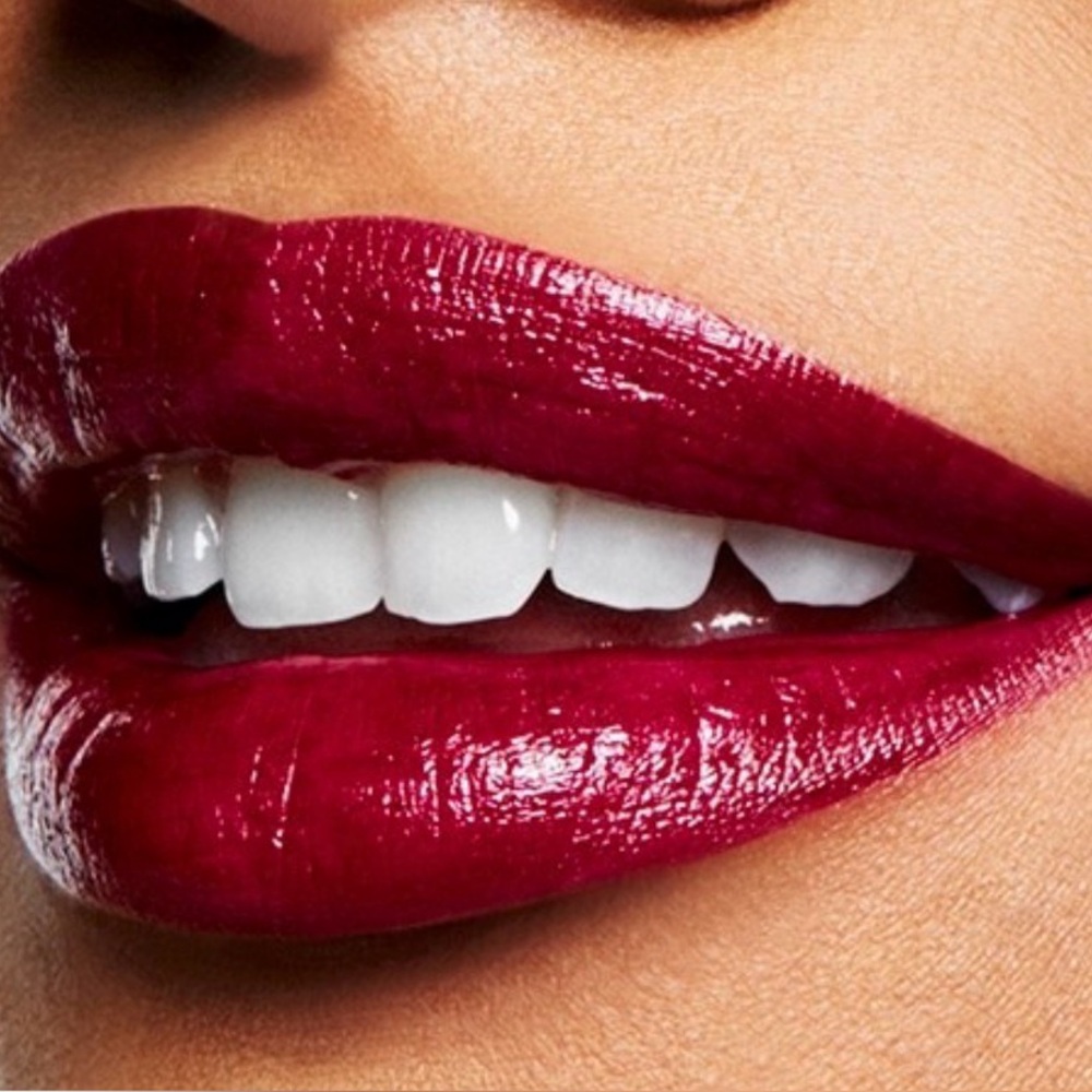 MAC Cosmetics Aaliyah 90s Vibe More Than a Woman Amplified Creme Lipstick NEW